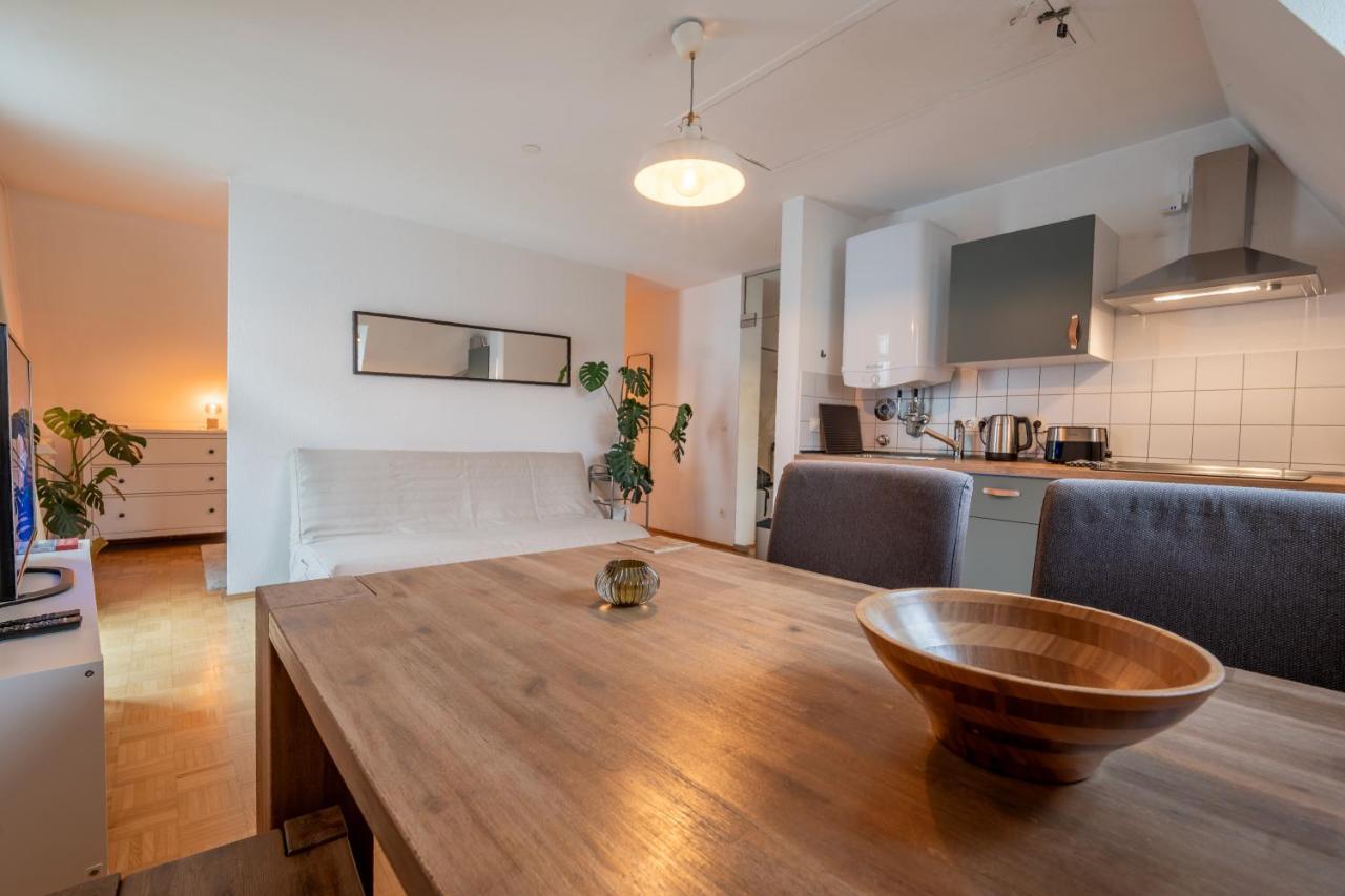 Apartment Im Historischen Altbau Am Marktplatz - Disney+, 300Mb/S Internet Κέμνιτς Εξωτερικό φωτογραφία